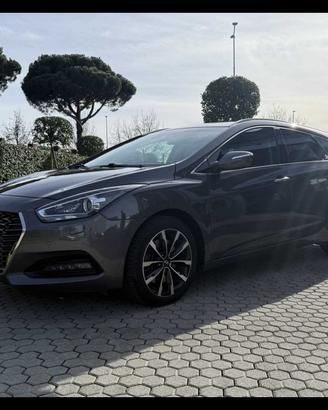 HYUNDAI i40 I 2019 Wagon - i40 Wagon 1.6 crd U8245