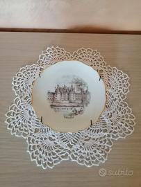 Vecchio piattino in ceramica firmato "Limoges".