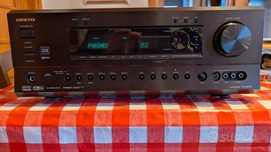 Sintoamplificatore Onkyo 