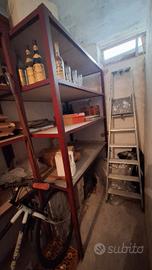 Scaffale in metallo perfette condizioni 