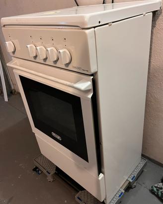 Forno a Gas DeLonghi SMART con 4 fuochi
