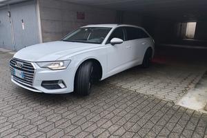 audi A6 c8 avant  2.0 TDI 204 cv