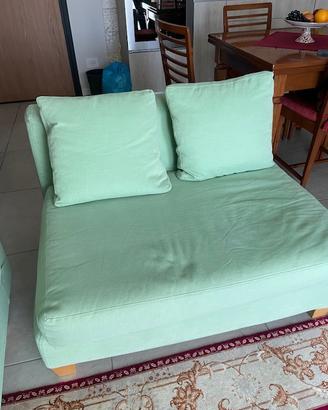 divano a due posti con letto incorporato