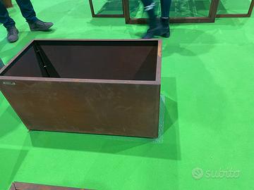 BOX in CORTEN