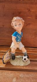 Scultura in Porcellana Fine Statua Calciatore 