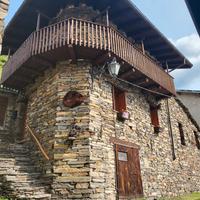 Immobile rustico in sasso