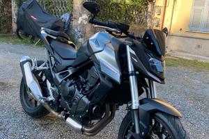 Honda Hornet 750 A2 (a libretto)