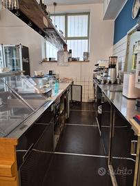 ? locale commerciale adibito a ristoran