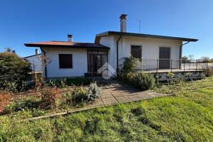 VILLA SINGOLA A SOLESINO