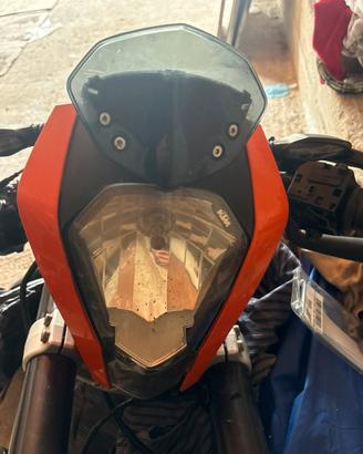 Faro anteriore ktm duke 125 2015