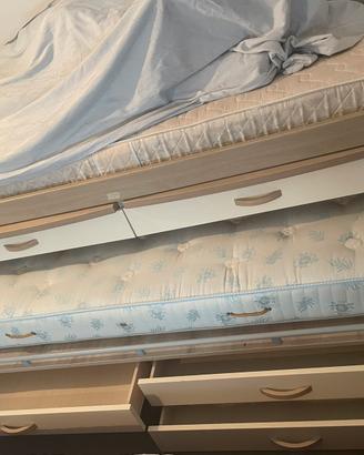Letto a castello estraibile