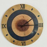 Orologio da parete con resina