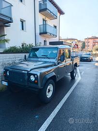 Land Rover Defender 130 crew cab td4 2.4
