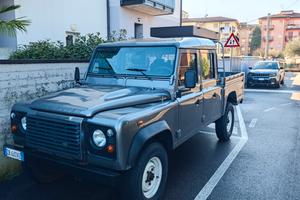 Land Rover Defender 130 crew cab td4 2.4