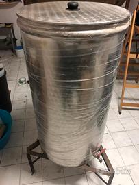 Contenitore in acciaio inox da 200 L con base