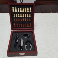 Cofanetto set accessori vino con scacchiera