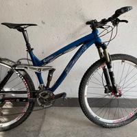 Hellsworth Evolve 29