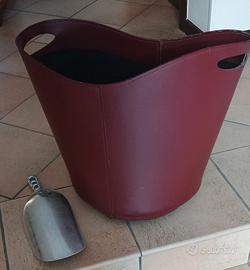 Porta pellet o legna in cuoio San Marco