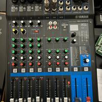 Mixer MG10 XUF Yanaha