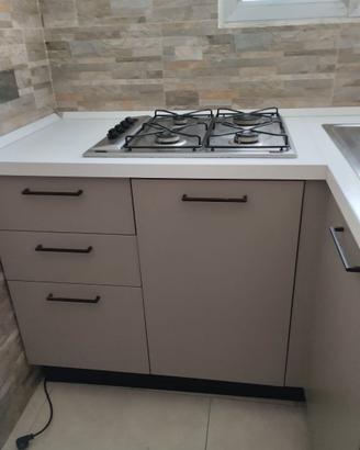Cucina con Lavastoviglie