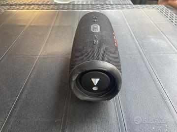 JBL CHARGE 5