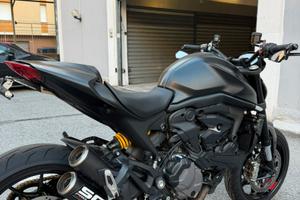 Ducati Monster 937 anno 2021 con 16.000 km