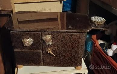 mobiletto vintage 