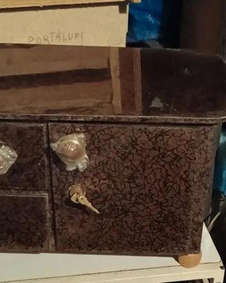 mobiletto vintage 