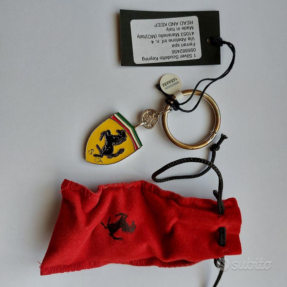 KIT 3 Adesivi ABARTH stile scudetto Ferrari - Accessori Auto In