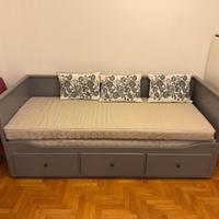 Divano letto + cassettiera IKEA