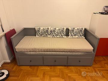 Divano letto + cassettiera IKEA