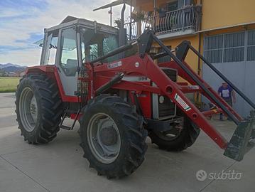 Trattore Massey Ferguson 699