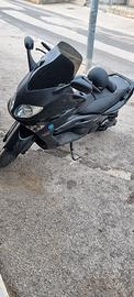 Yamaha T Max - 2006
