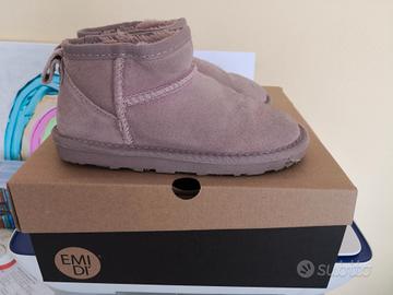 stivaletti bambina stile UGG tg. 32