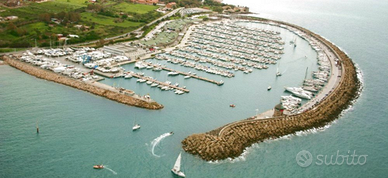 Posto Barca 12 metri e posto auto Riva di Traiano