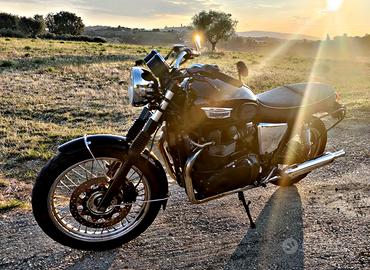 Triumph Bonneville T100 2010 EFI 986 Limited