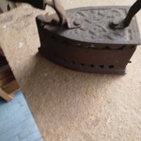 antico ferro da stiro a brace