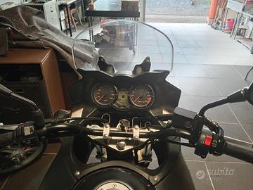 Suzuki V strom 650 2007 con 25000 km originali