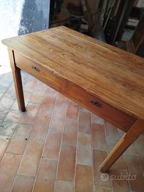 Tavolo da cucina in noce massello 