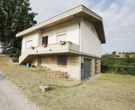 Casa singola con terreno