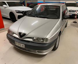 Alfa Romeo 146 1.6i 16V Twin Spark cat L