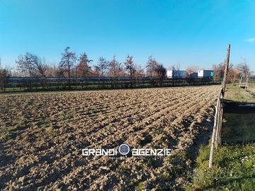 MAGAZZINO TRASFORMABILE IN RESIDENZIALE A RONCADE!