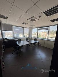 Immobile di 500 m² a Napoli