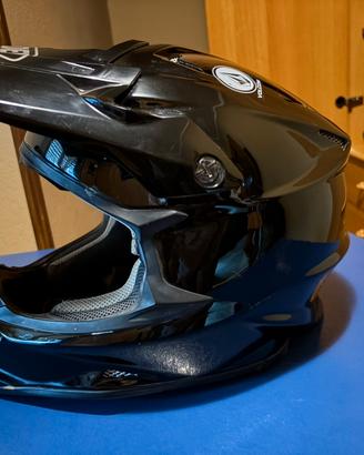 Casco morocross SHOEI