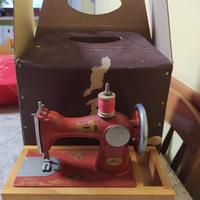 Giocattolo vintage macchina da cucire anni 70