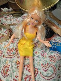 Barbie Vintage Vestito Giallo