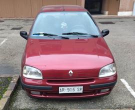 Renault Clio 1.100 06/97