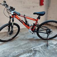 Bicicletta MTB muscolare KTM 