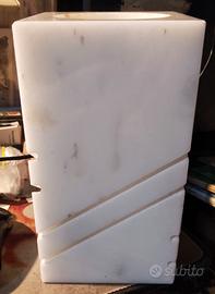 Vaso da scrivania portapenne in marmo bianco