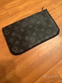Pochette Luis Vuitton